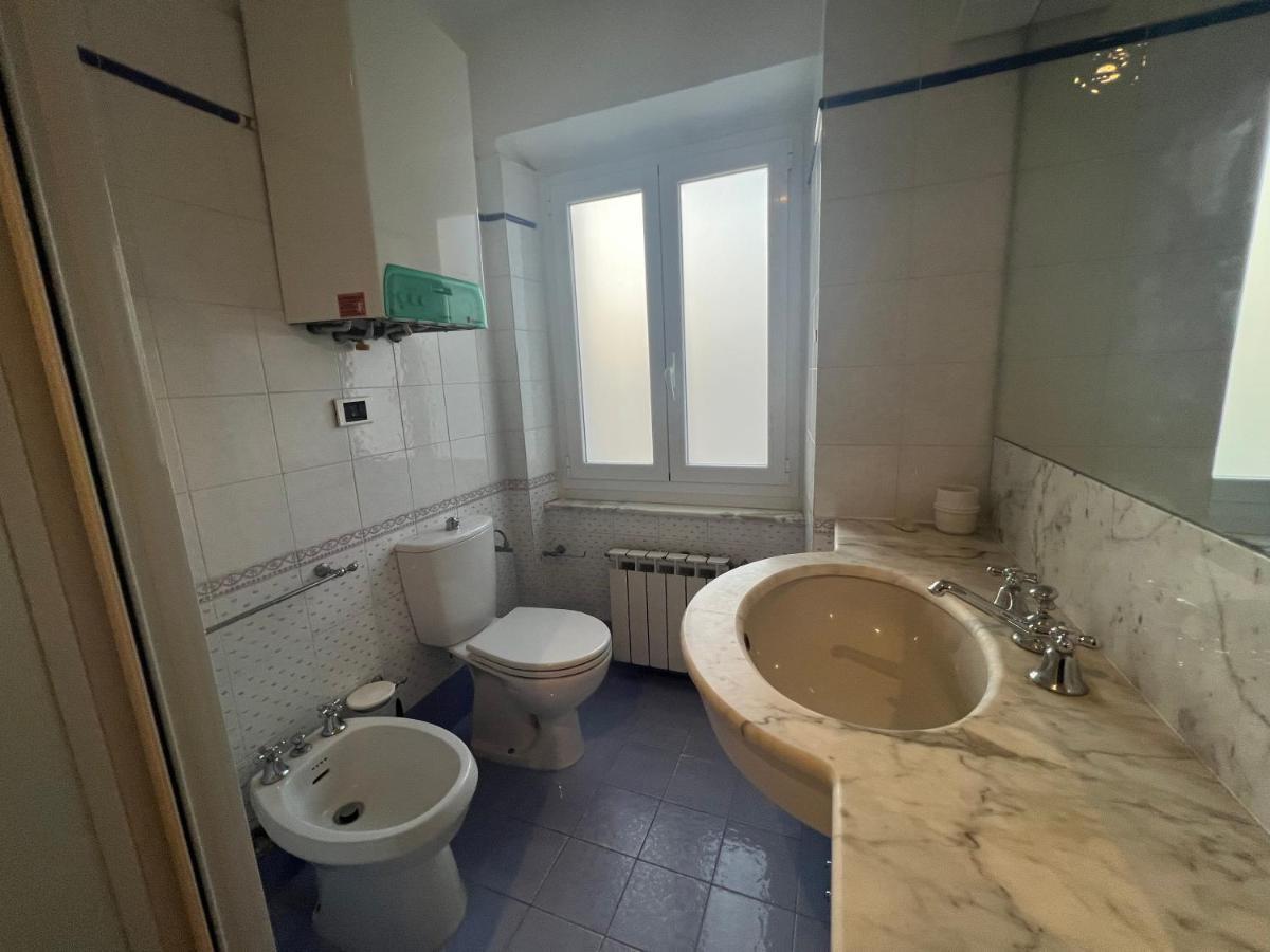 Trilocale Seaside - San Terenzo, Lerici Apartamento Exterior foto